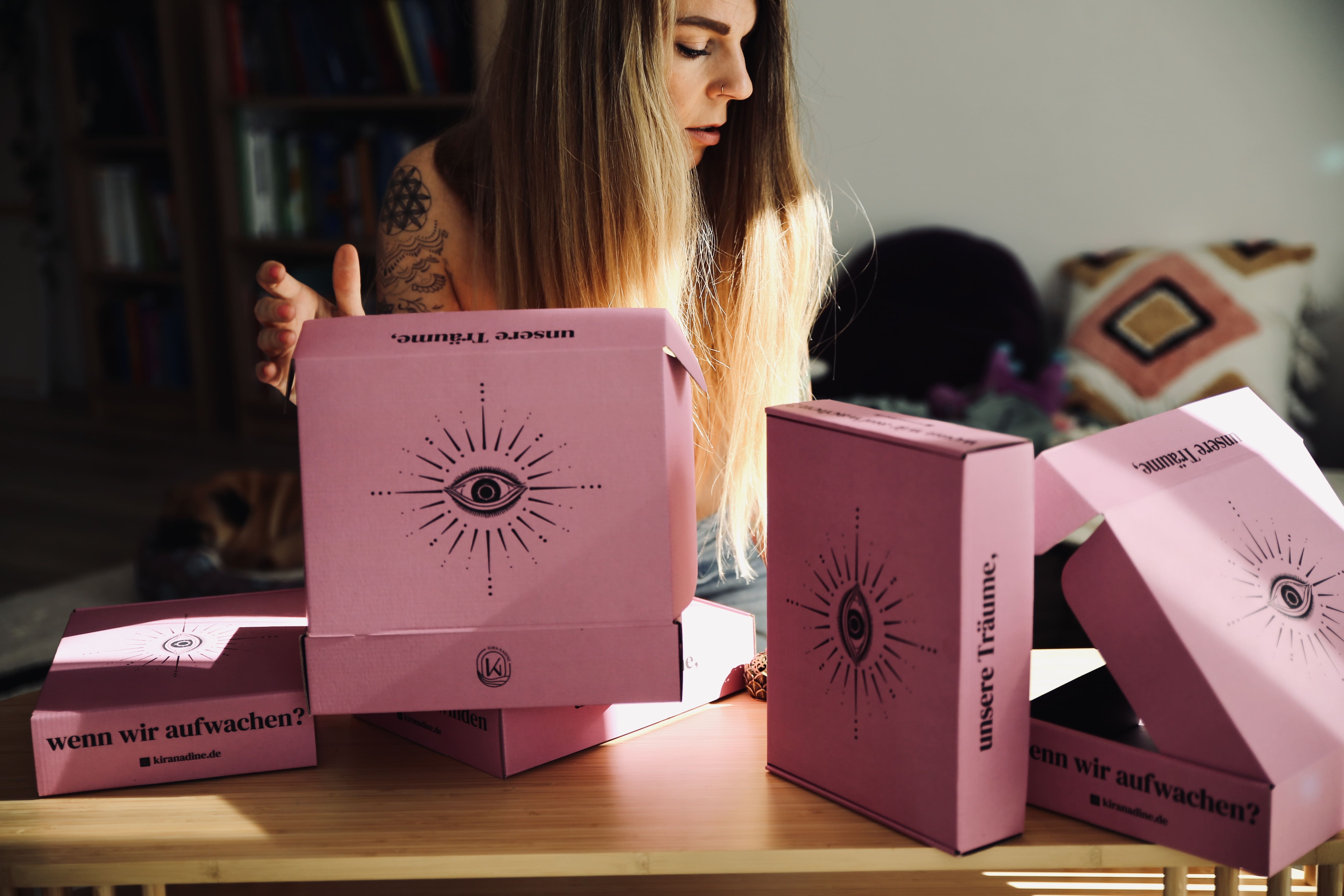 DEEP CREATIVE BOX - First Edition